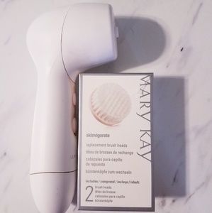 Mary Kay cleansing brush